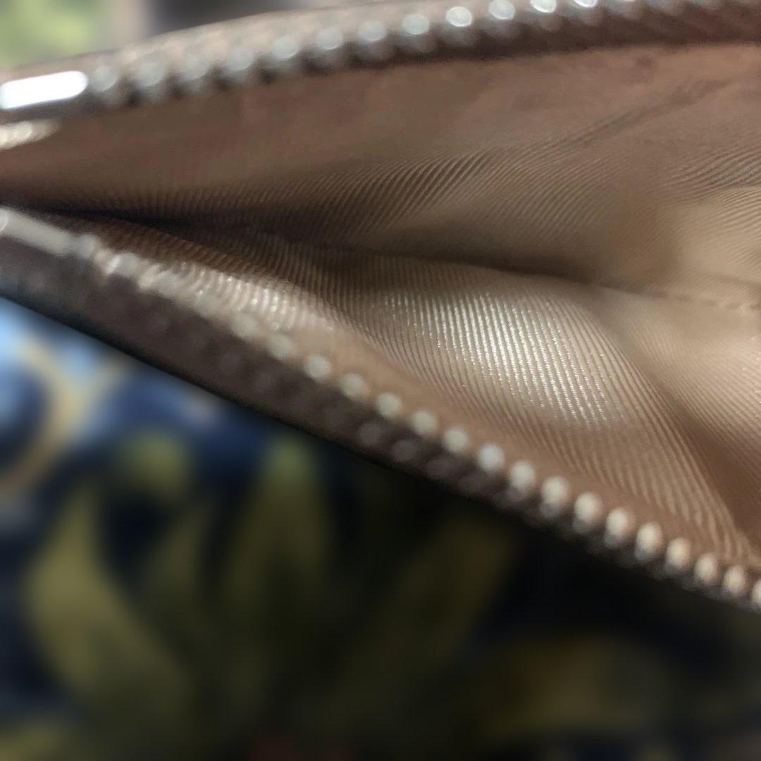 【美品】ロエベアナグラムバーティカルウォレット