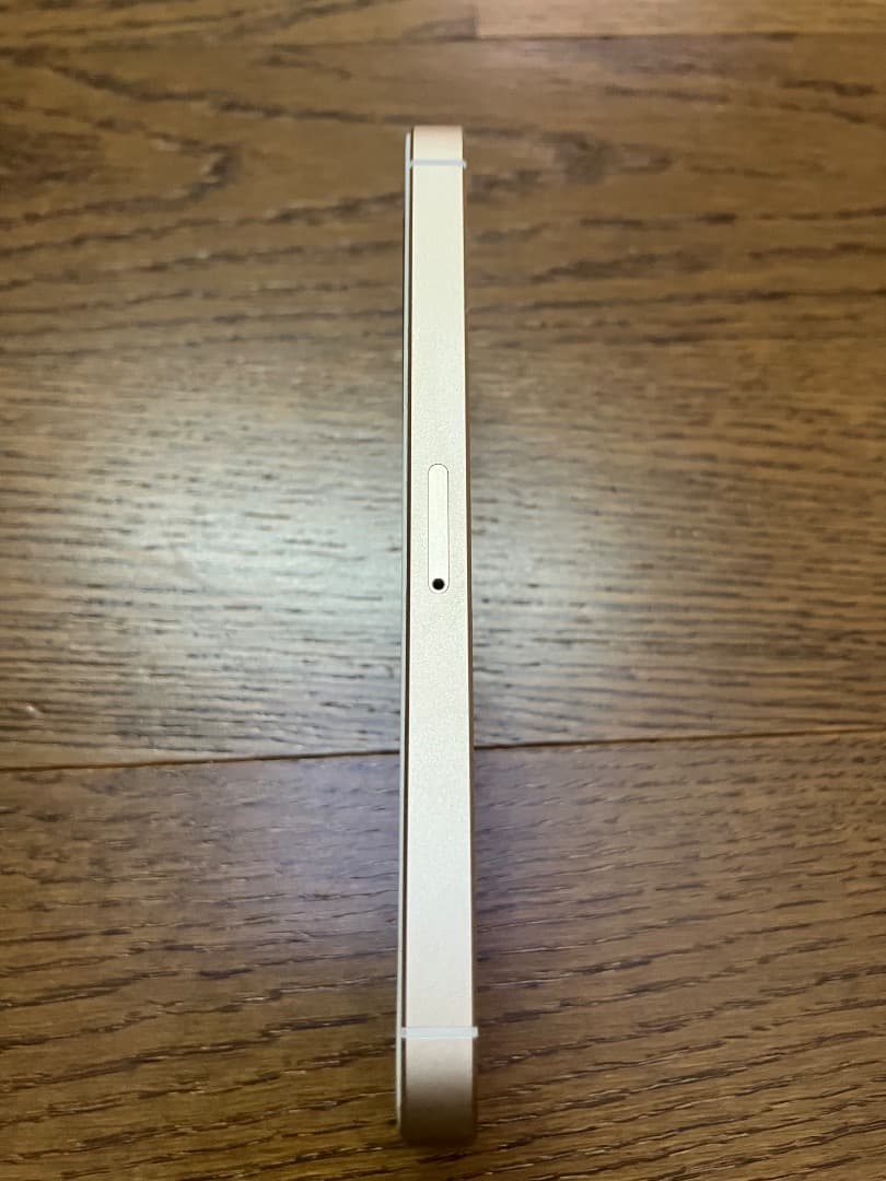 美品! MP842J/A iPhone SE Gold 32GB イヤホン