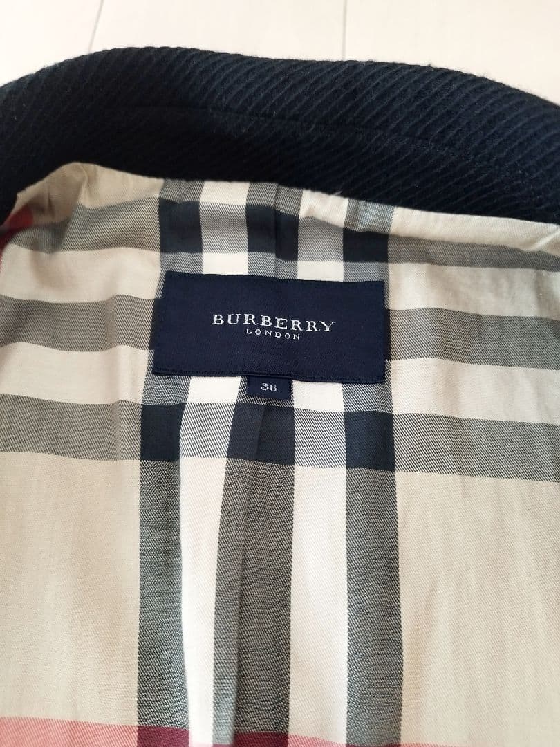 ☆超美品　バーバリー　ジャケット　38 М　卒業式　三陽商会　BURBERRY