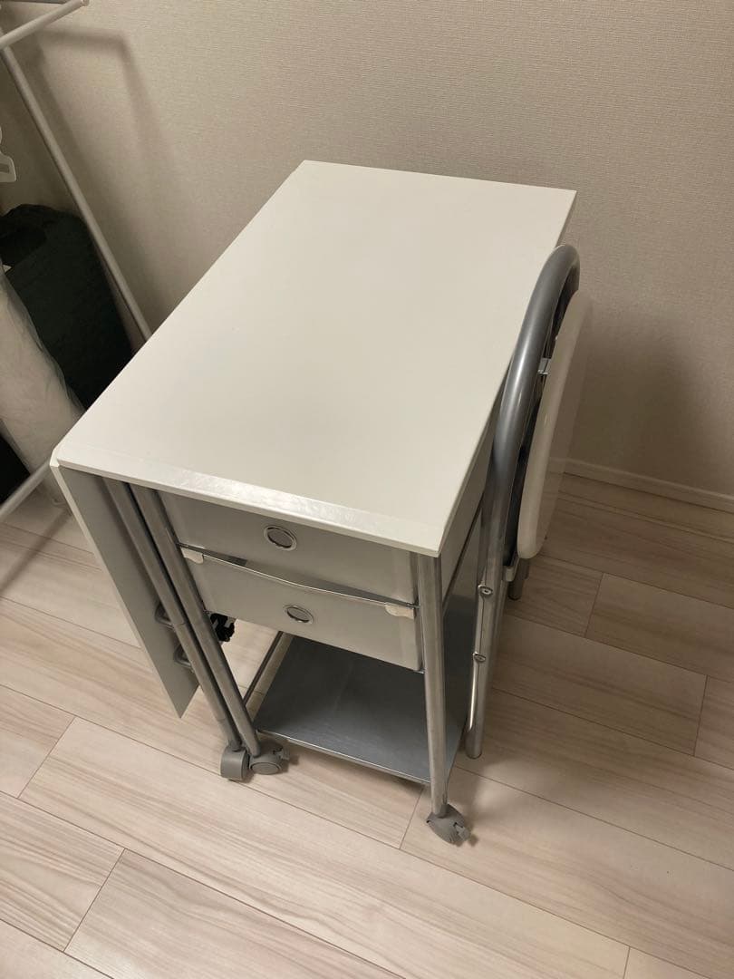 折りたたみデスクチェア