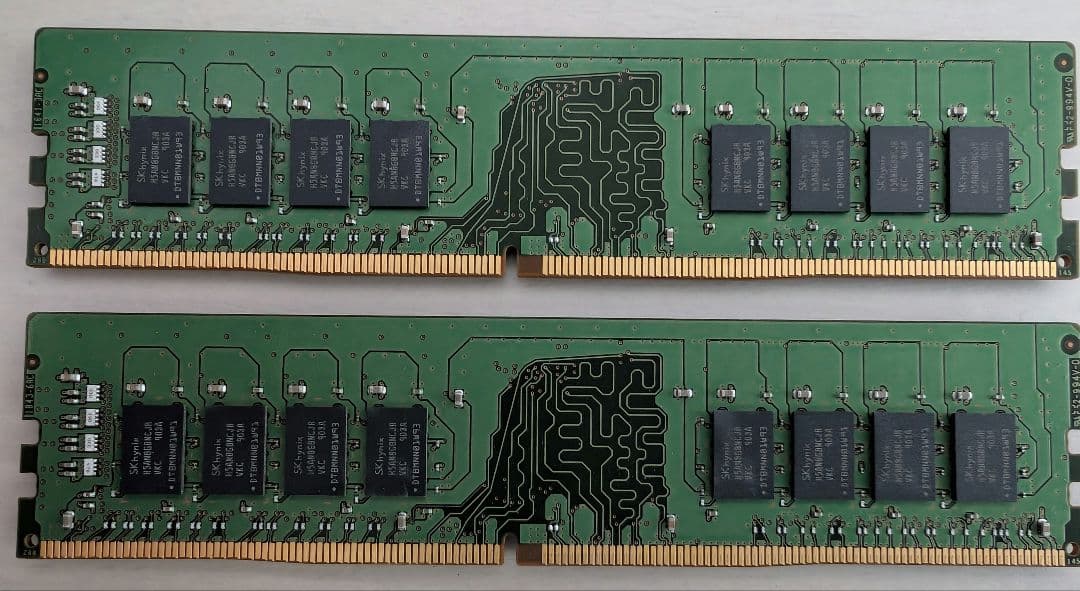 ド*ん様 SK Hynix メモリ HMA82GU6DJR8N-VK 16GB