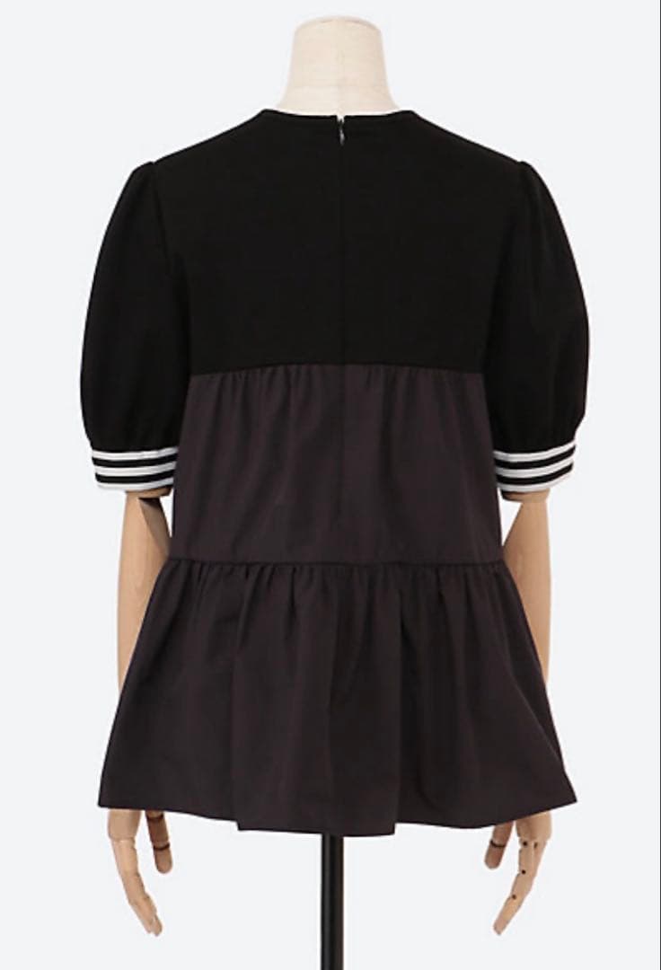ボーダーズアットバルコニー　PUFF SLEEVE TIERED TOP 黒