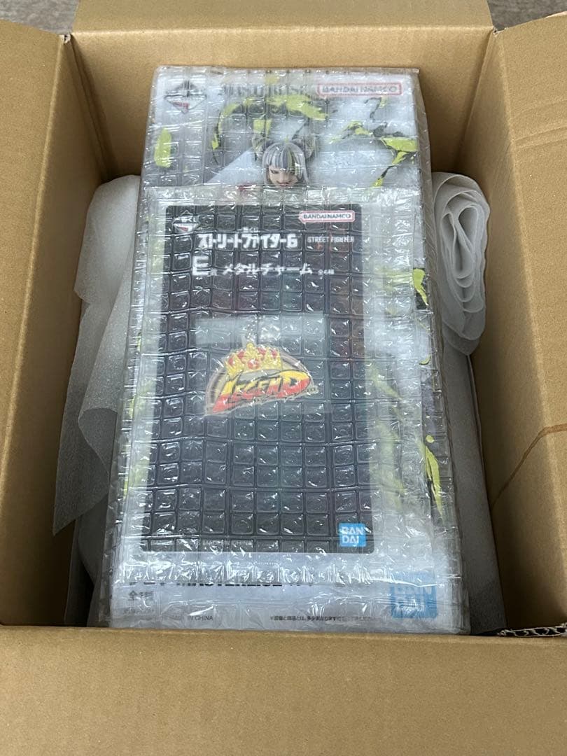 【最終値下げ】一番くじ　ストリートファイター6　B賞ジュリ& E賞メタルチャーム