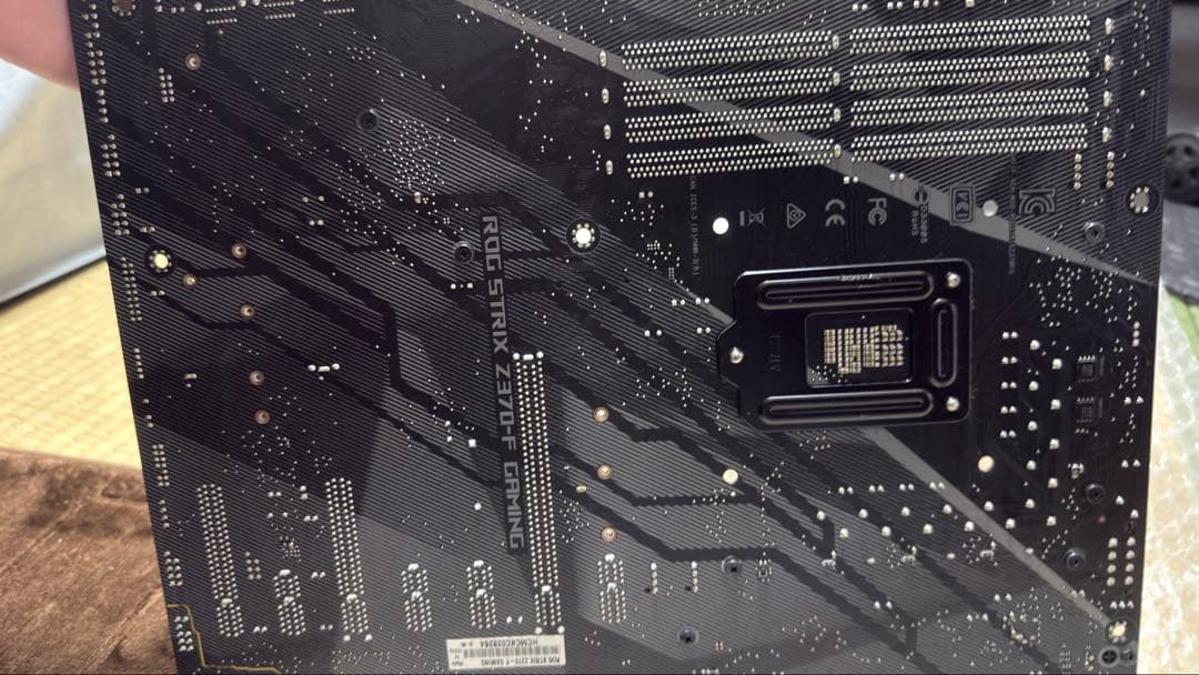 ASUS ROG STRIX Z370-F GAMING マザーボード