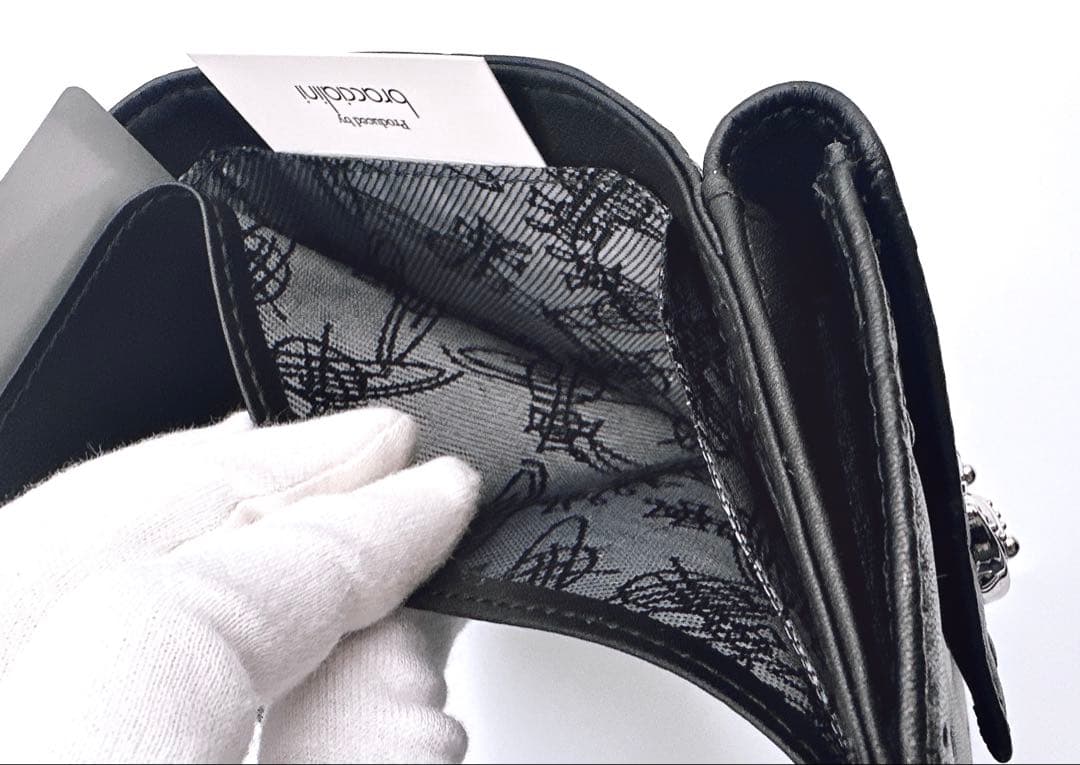 【新品✦最高】Vivienne Westwood ミニ財布 型押し 黒 大人気