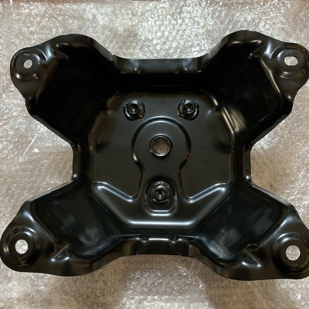 スズキ 純正 ジムニーシエラ JB74 スペアタイヤブラケット 新車外し