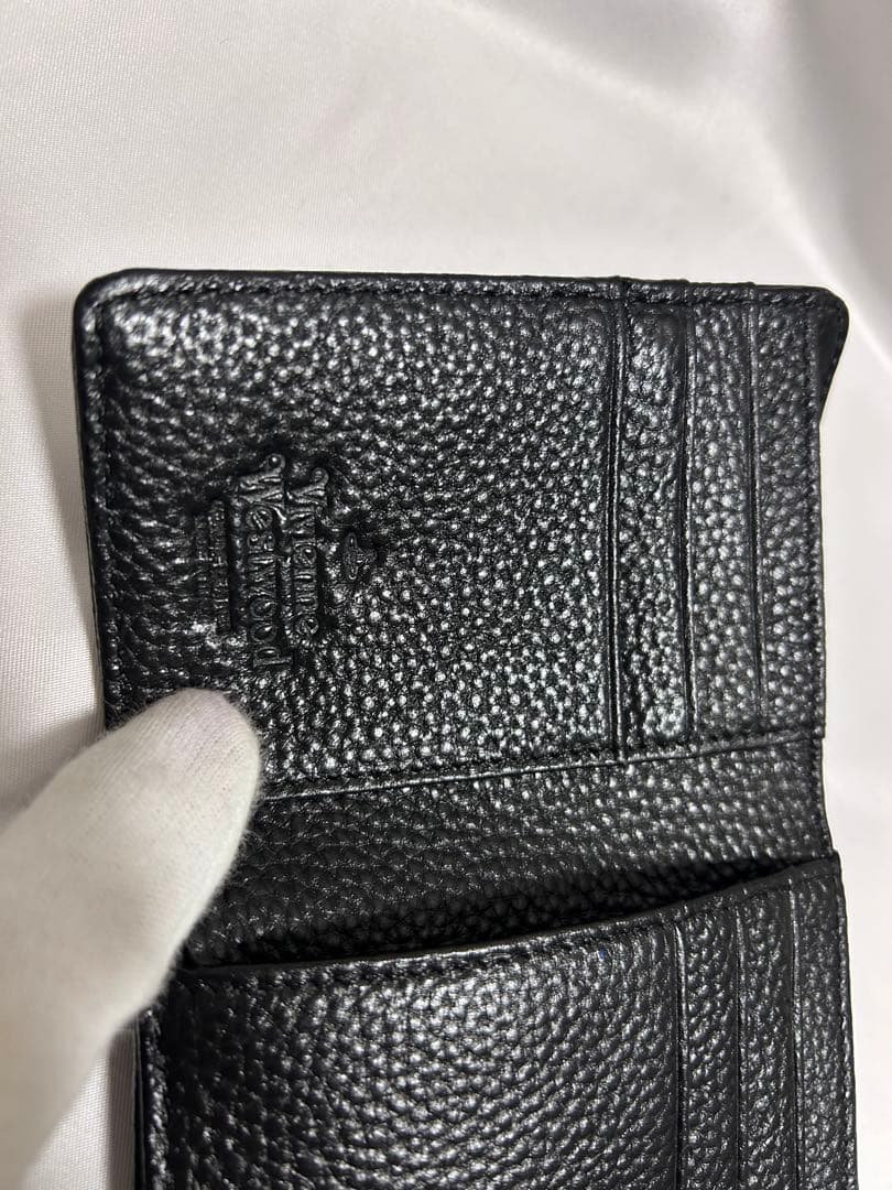 Vivienne Westwoodブラックレザー三つ折り財布
