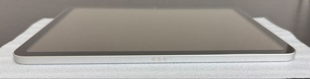 iPad A16 128GB Wi-Fi 充放電0回 バッテリ100%