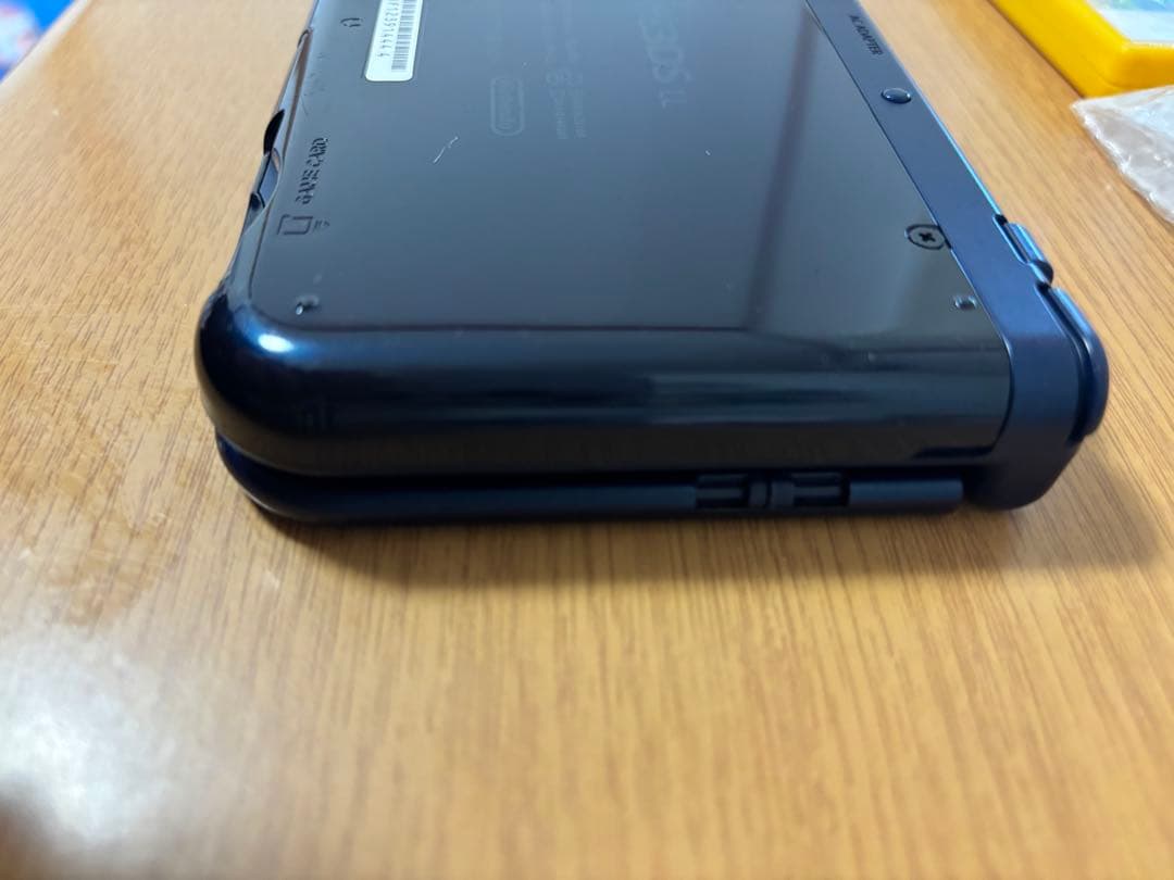 New Nintendo 3DS LL ネイビー　おまけソフト