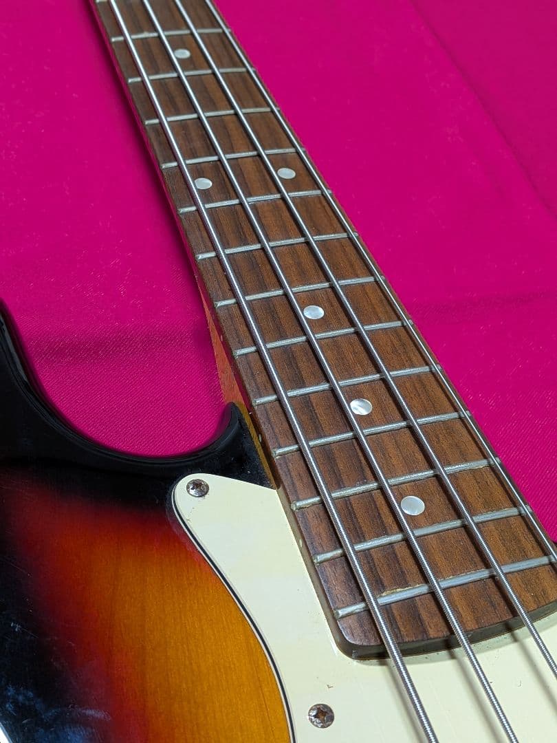 早い者勝ちFernandes JBベース サンバースト不具合なし音出ます。弦新品