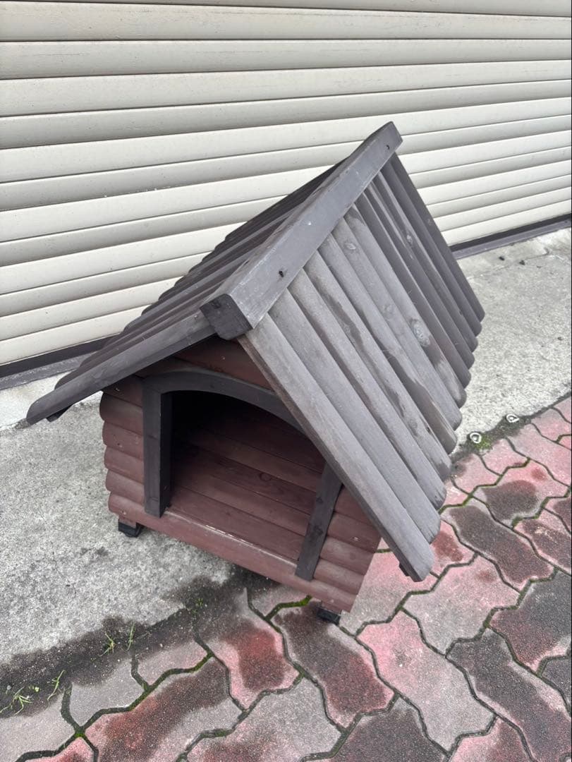 送料込に変更しました！木製犬小屋 中型犬用 ログハウス風
