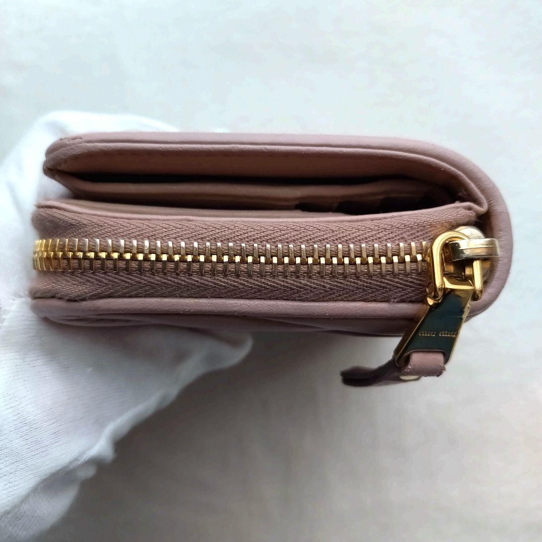 MIUMIU マテラッセ コンパクトウォレットゴールドロゴ ピンク