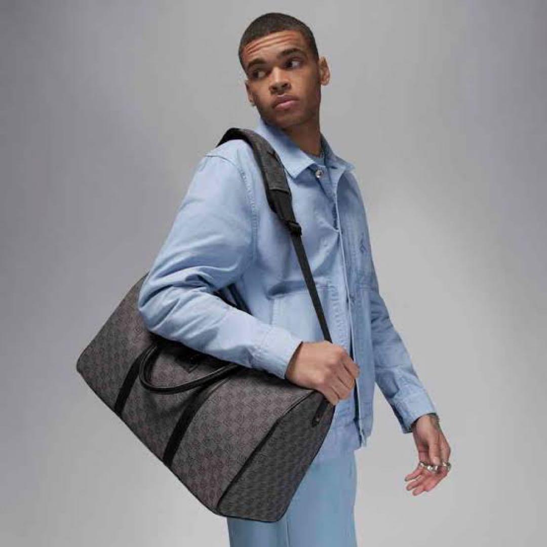 バッグ Jordan Monogram Duffle Dark Smoke Grey