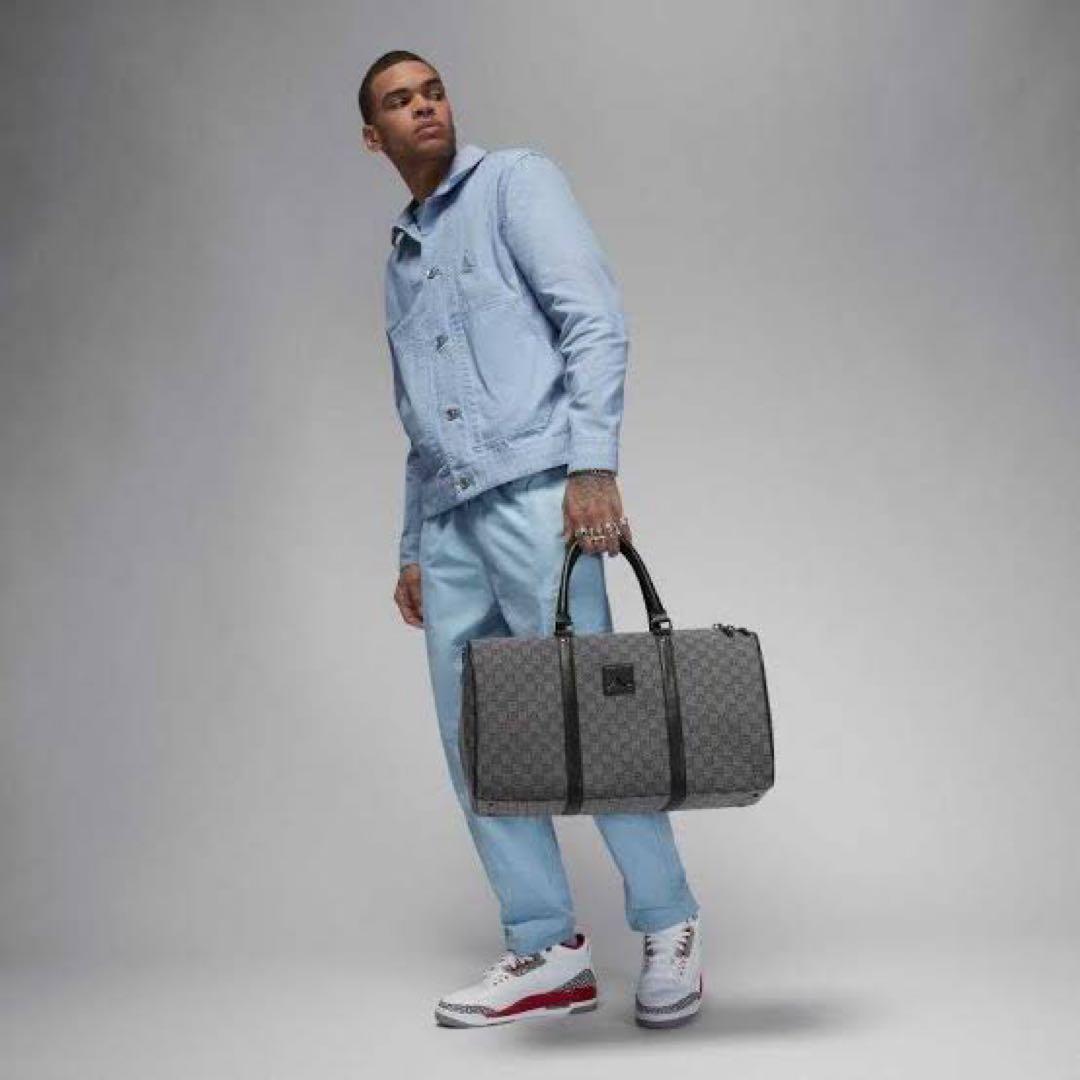 バッグ Jordan Monogram Duffle Dark Smoke Grey