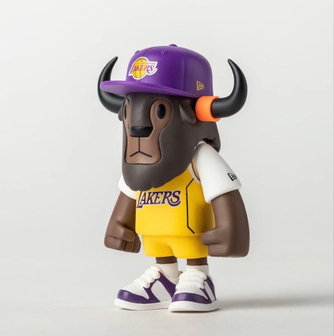 Newera NBA FFALO人形　レイカーズ　ブルズ　2体セット　未開封