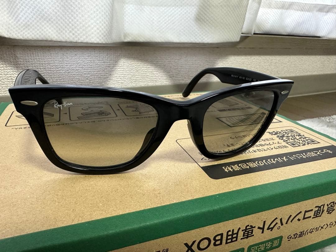 Ray-Ban ウェイファーラー サングラス RB2140-F