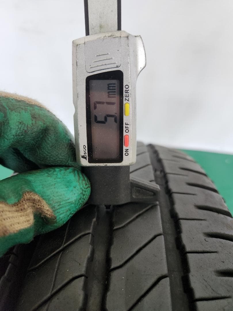 送料込☆2024年製 ミシュランタイヤ 195/80R15 LT☆1本