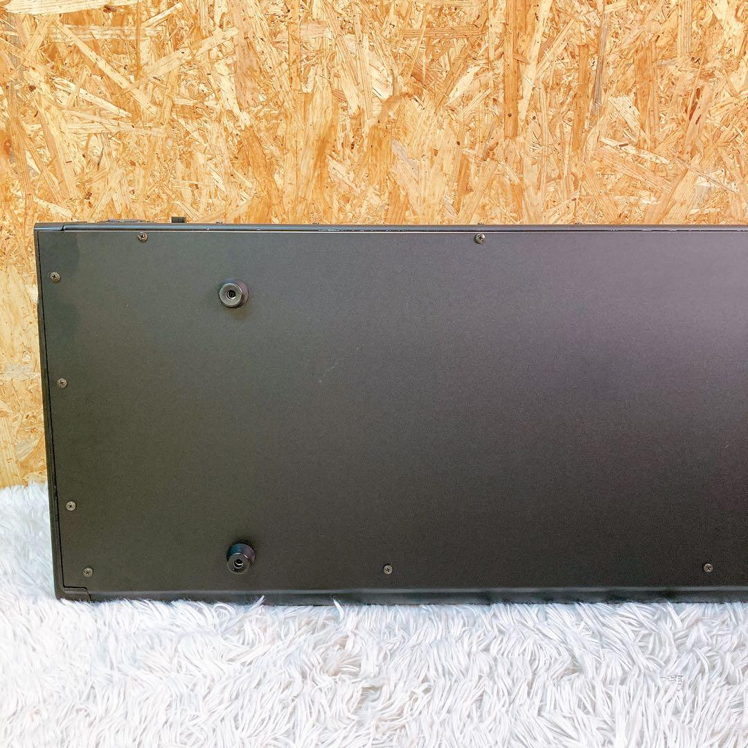 KORG M1 シンセサイザー　ミュージックワークステーション　ケース付き