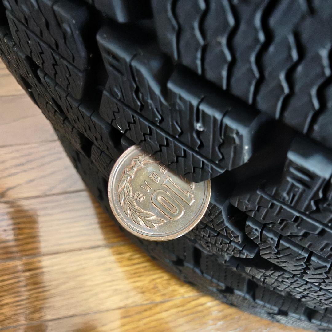 スタッドレスタイヤ 155/65R14 + シルバーホイール