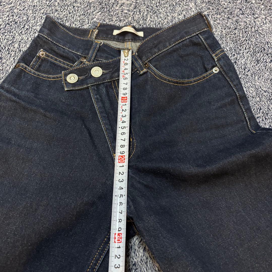 MOUSSY CROSS WAIST WIDE STRAIGHT カットオフ