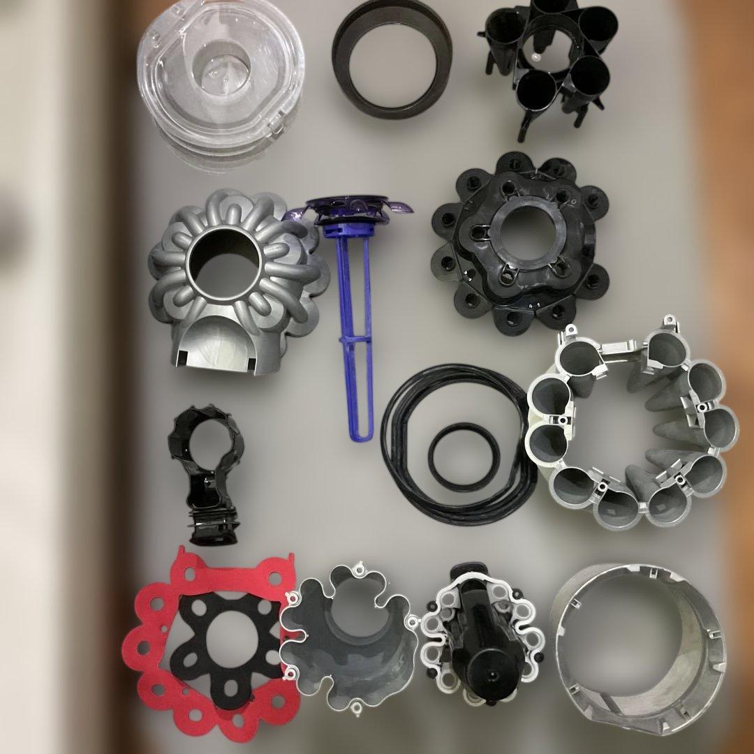 47 『分解洗浄済み』動作確認済　ダイソンDyson V8　SV10 sv25