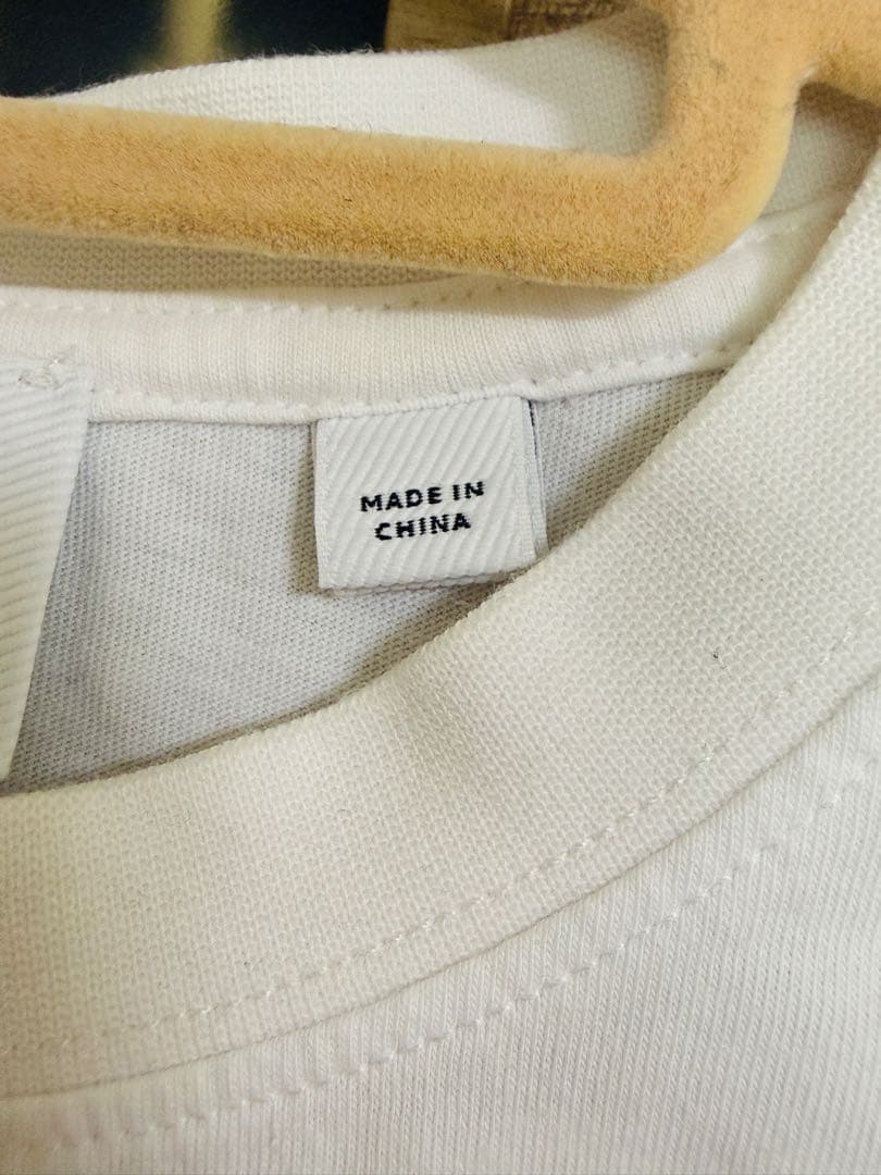BURBERRY ロゴ白Tシャツ 14y 164cm