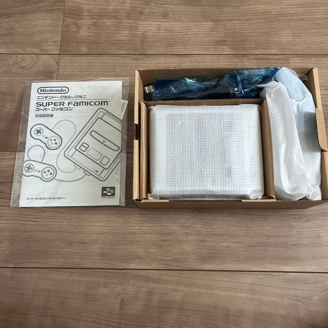 【ACアダプタ付】Nintendo ニンテンドークラシックミニスーパーファミコン