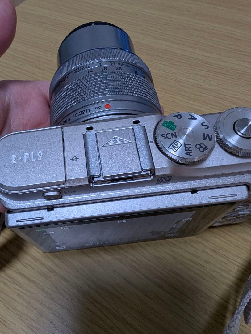 OLYMPUS PEN E-PL9 レンズセット★★ SDカード入り