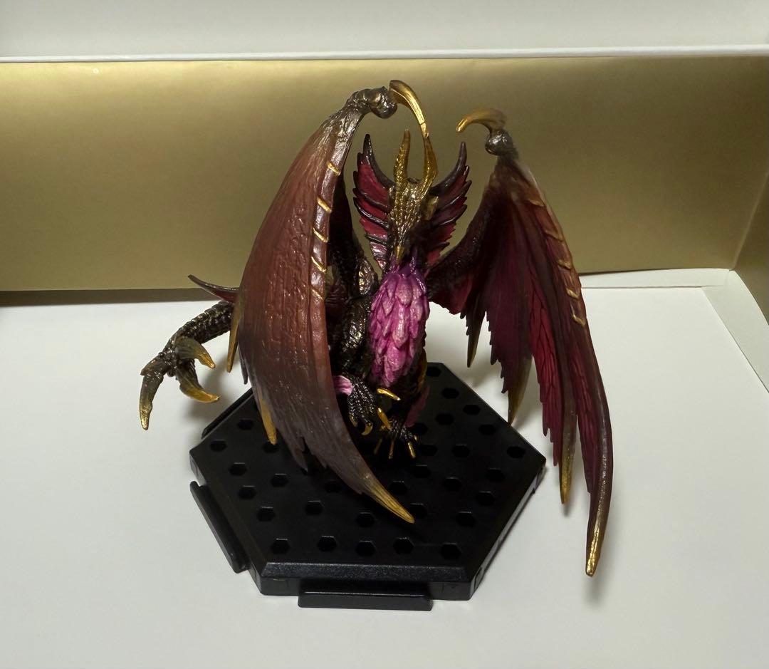モンスターハンターフィギュア　まとめ売り　メル・ゼナ(血氣活性状態) 追加