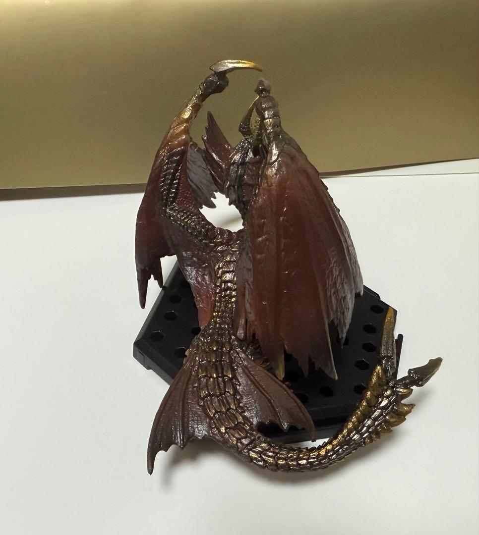 モンスターハンターフィギュア　まとめ売り　メル・ゼナ(血氣活性状態) 追加