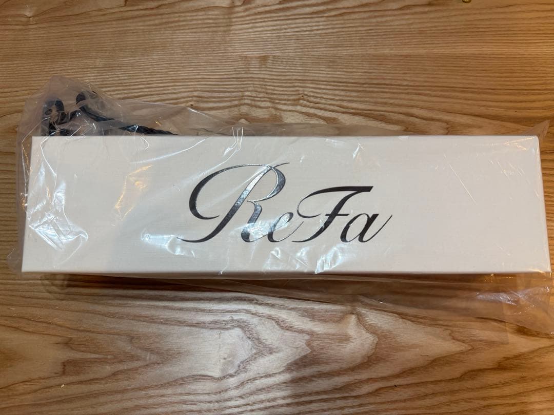 正規品 リファ ストレートアイロン プロ ホワイト
