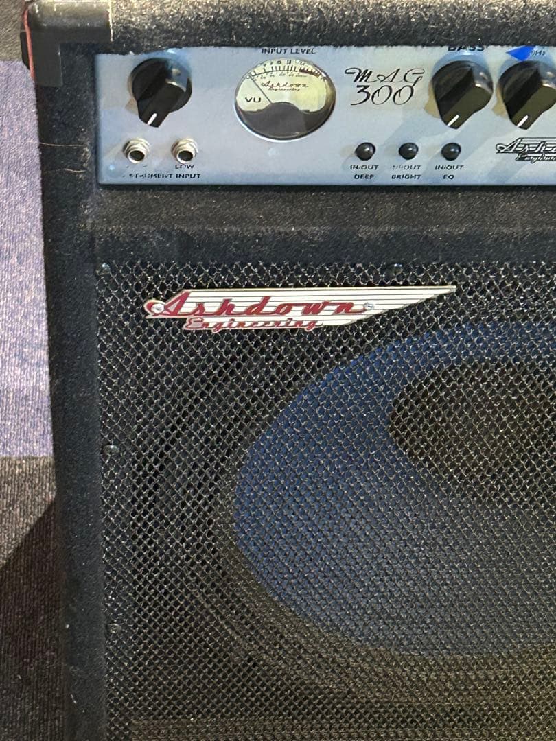 MAG 300 ベース用アンプ