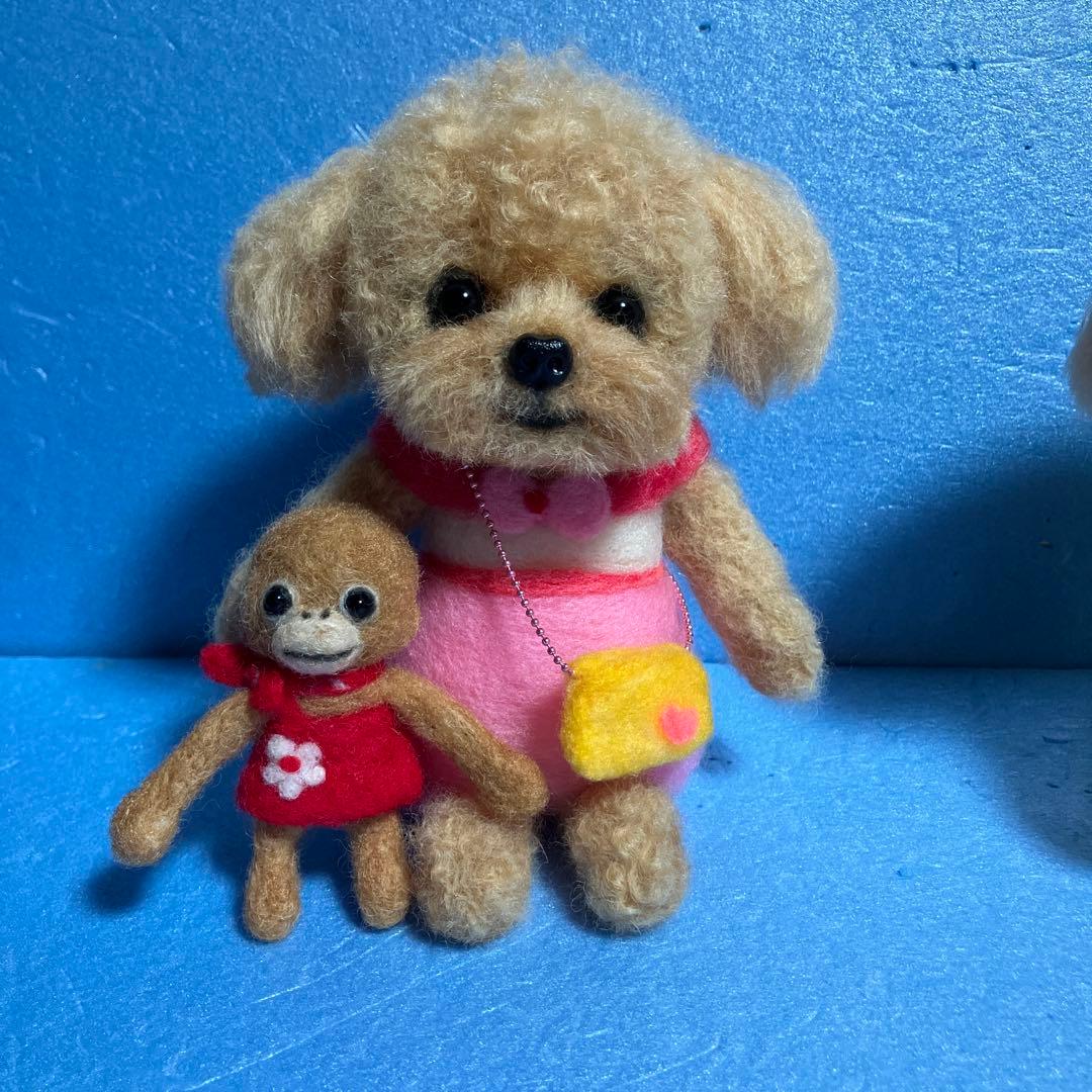 羊毛フェルトトイプードル　マルプー