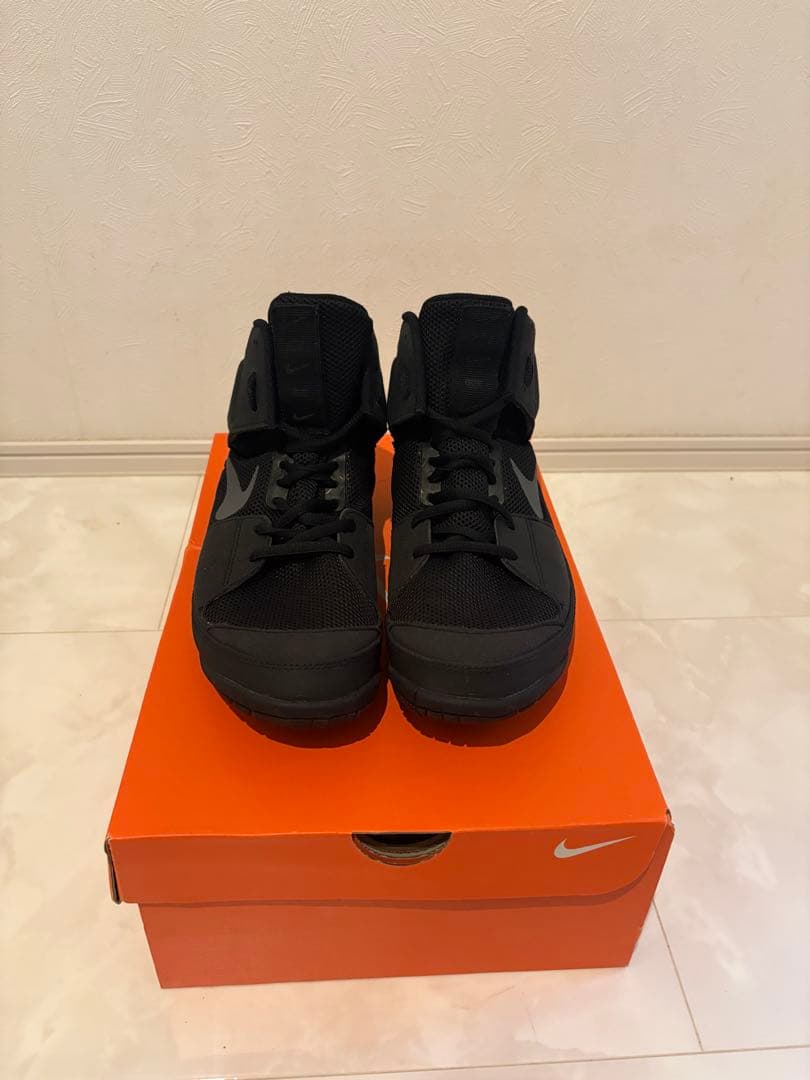 【そそそそそそん】 NIKE FURY ボクシングシューズ 26.0cm