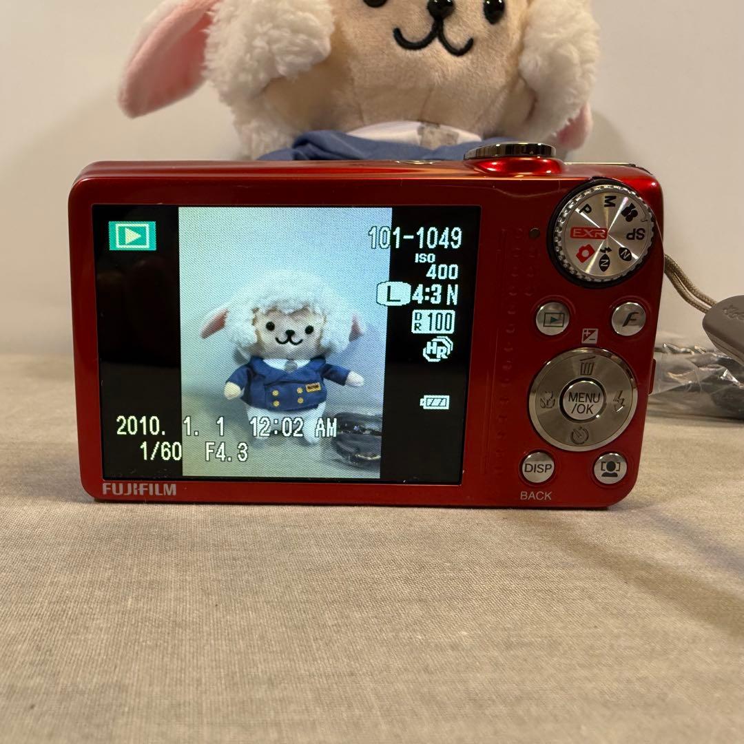 Fujifilm FinePix F80EXR レッド