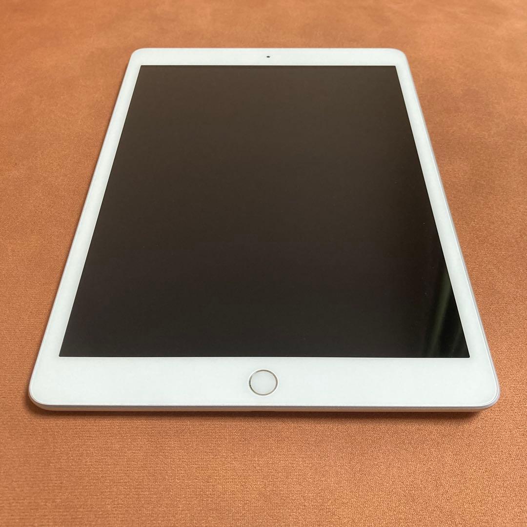 695【早い者勝ち】電池良好☆iPad8 第8世代 32GB WIFIモデル☆