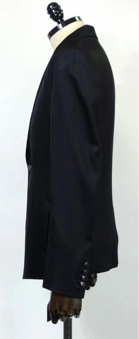 SOS TE NUTO タキシード風サテンジャケットセットアップ