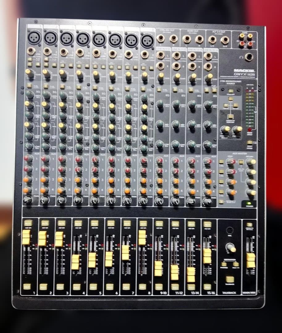 MACKIE 16チャンネル・プレミアム・アナログミキサー ONYX1620i