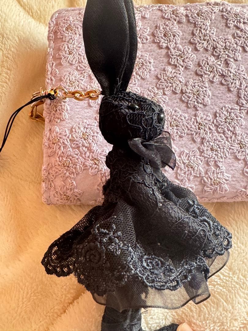 ＊希少＊La luice 黒うさぎ キーホルダー　バッグチャーム