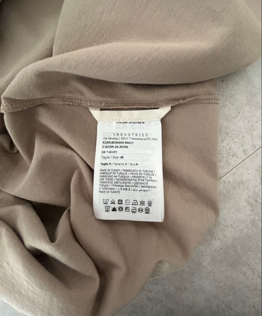 新品未使用品　MONCLER Blurred Logo T-shirt