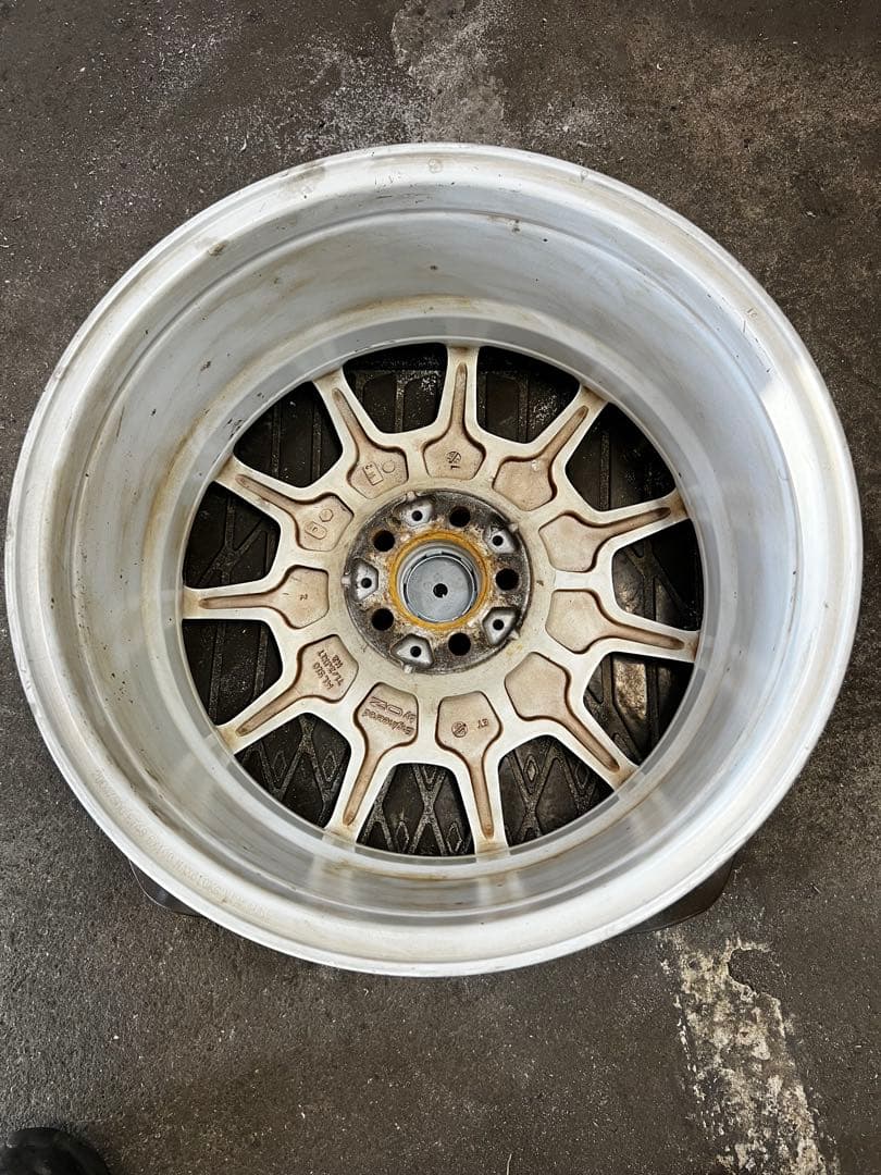 Sparco 17インチ ホワイトホイール