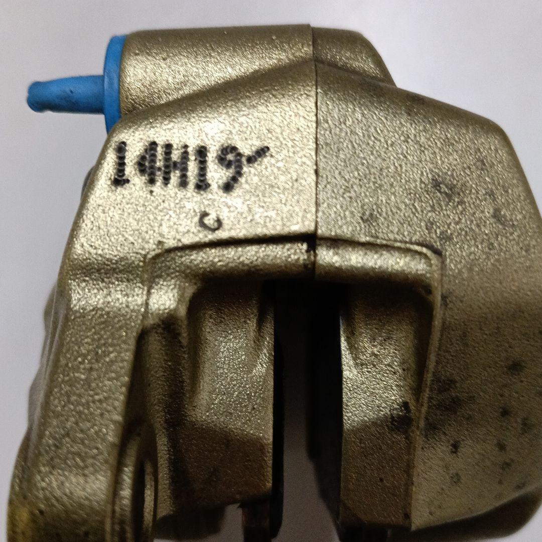 Brembo ゴールド ブレーキキャリパー 中古