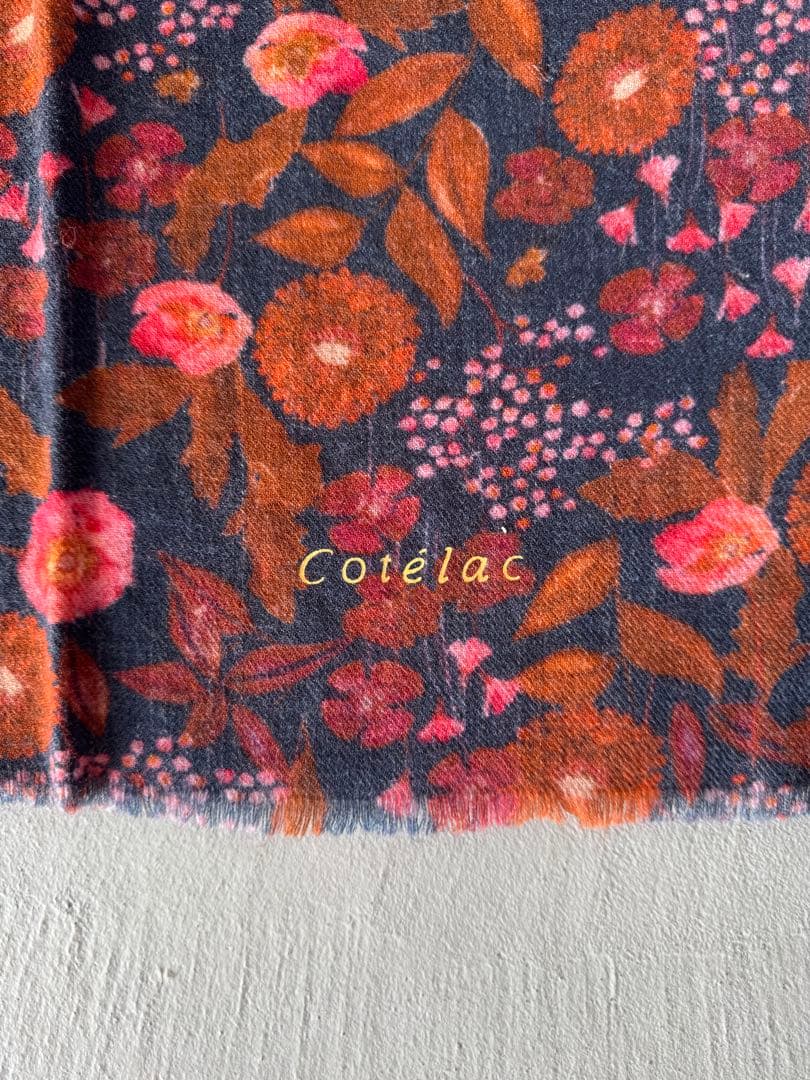 《Cotélac》コテラック 花柄ストール ネイビー系 (mt100)