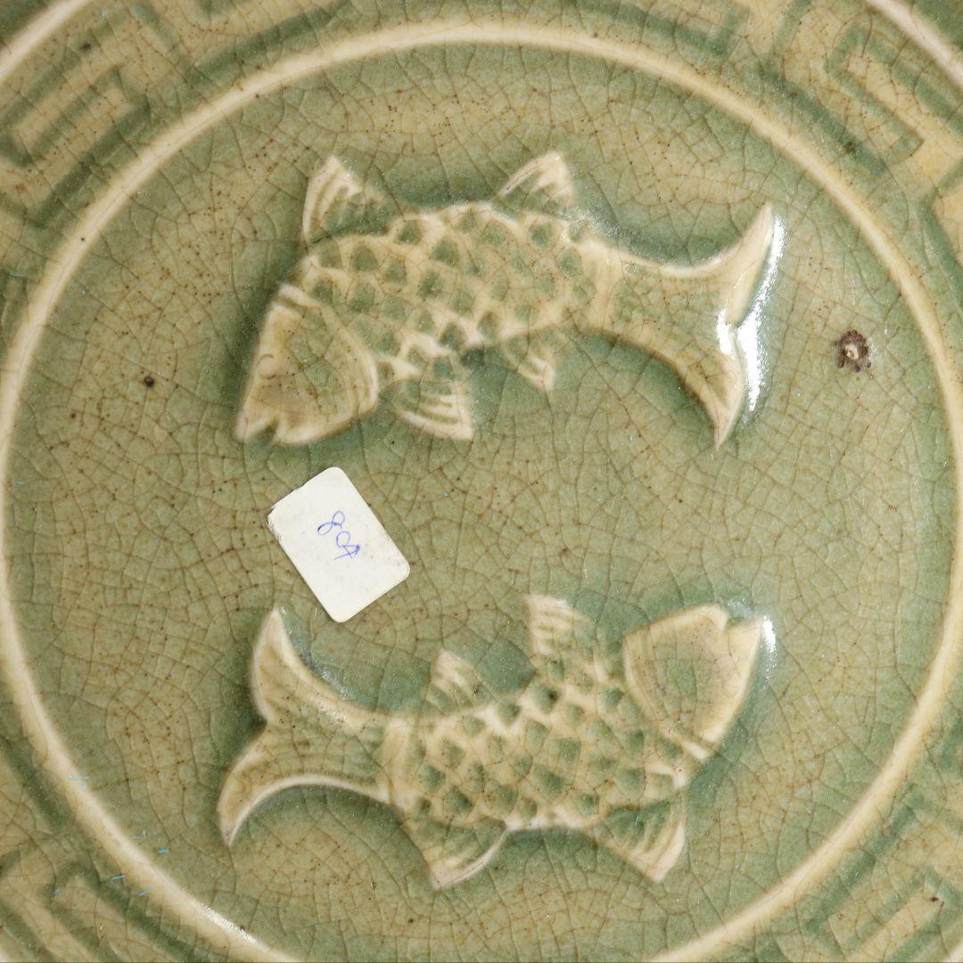 中国 双魚雷紋 青磁大皿 大鉢 直径約35cm　ON371