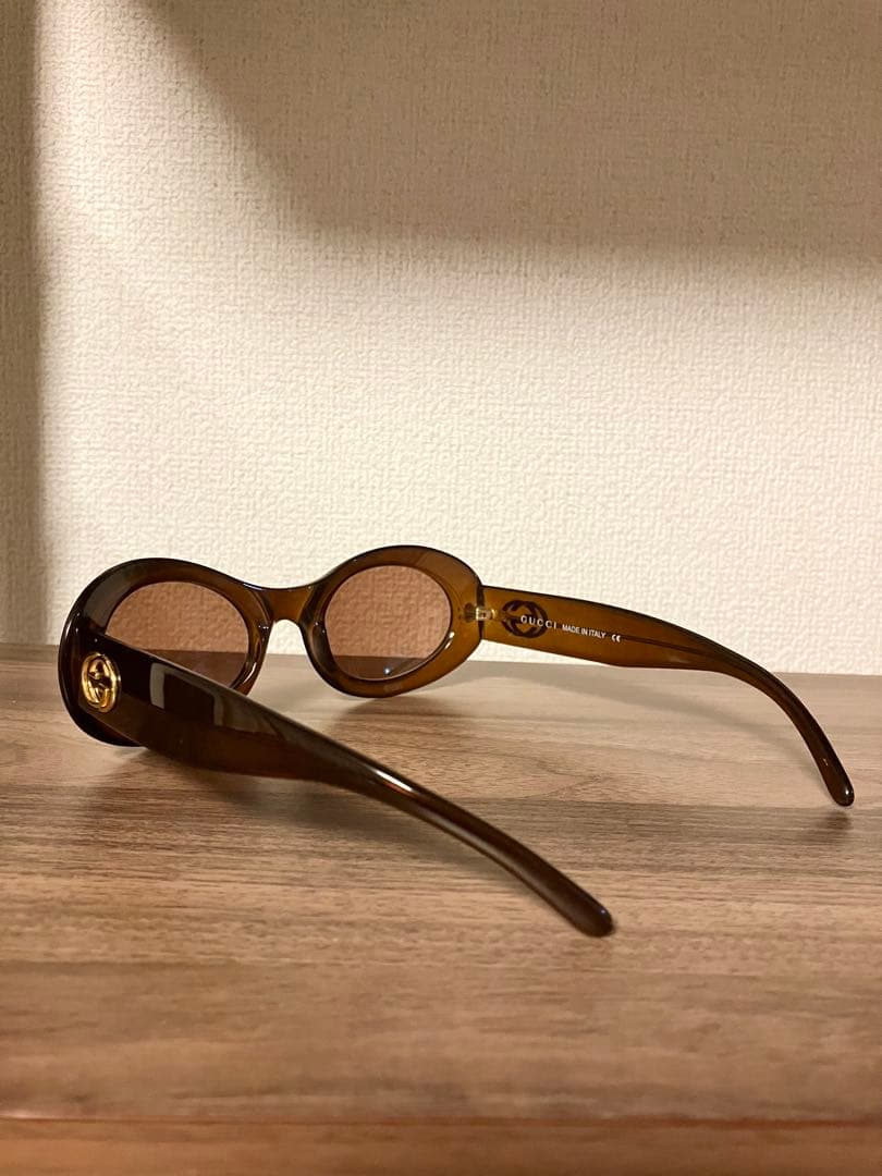 GUCCI グッチ　ブラウン オーバル　サングラス　GG 未使用に近い　美品