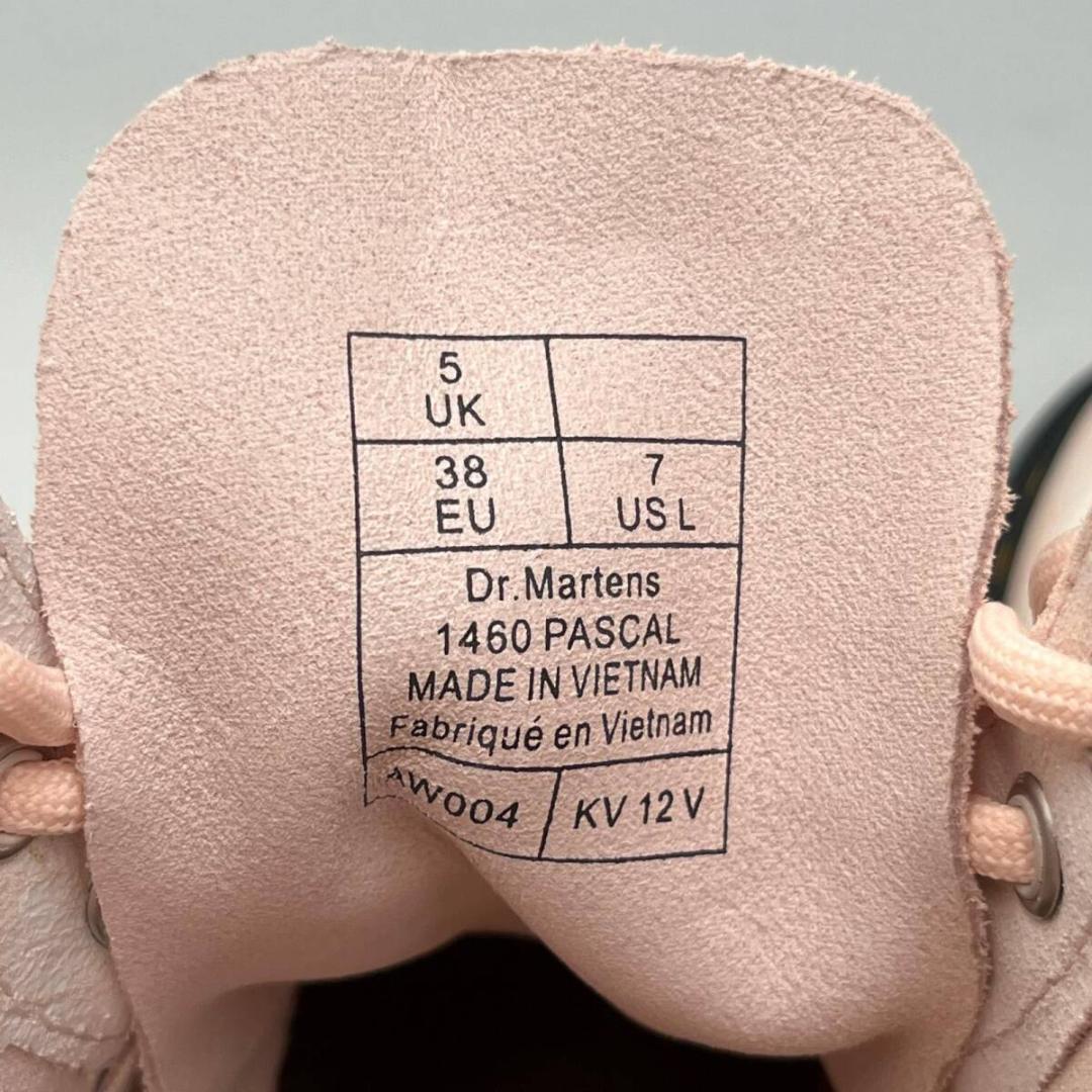 【美品】⭐️ドクターマーチン Dr.Martens ブーツ ピンク スエード風