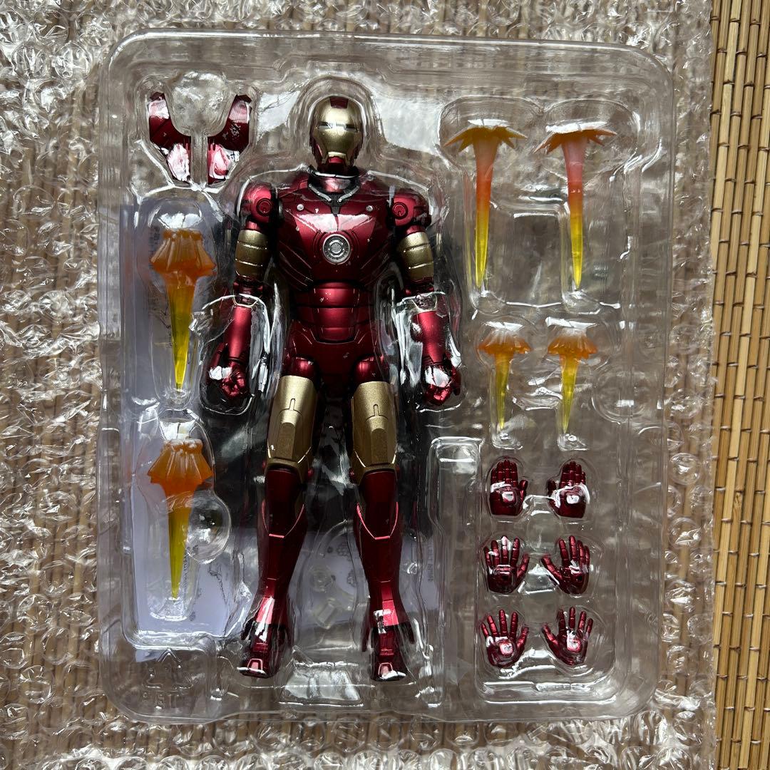 ZD TOYS アイアンマン & s.h.フィギュアーツ　アイアンマン　セット