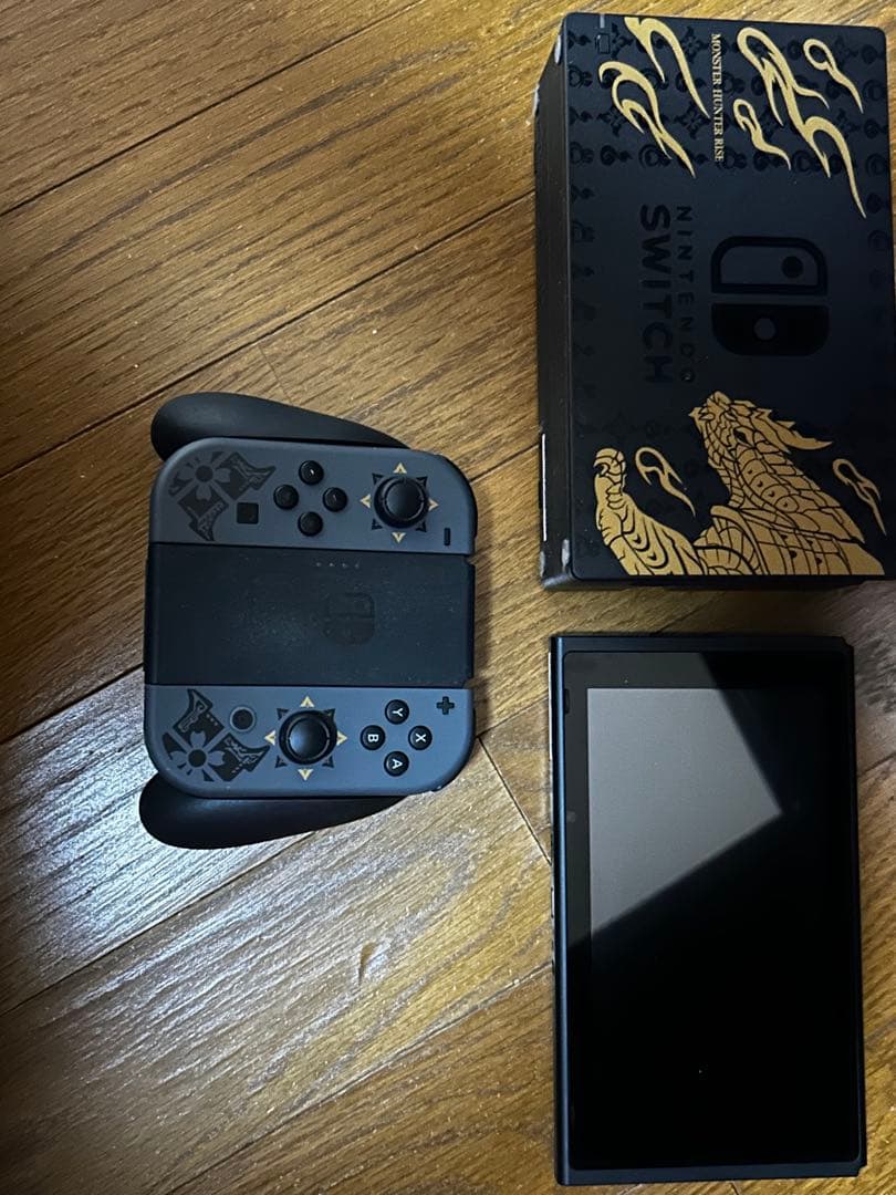 Nintendo Switch モンスターハンターライズ版　箱あり