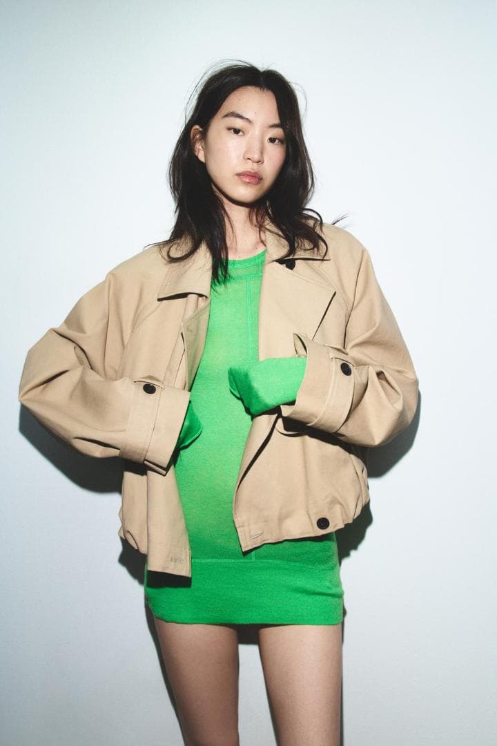 Coo【新品】 ZARA ショートバルーントレンチコート コムギ色 M