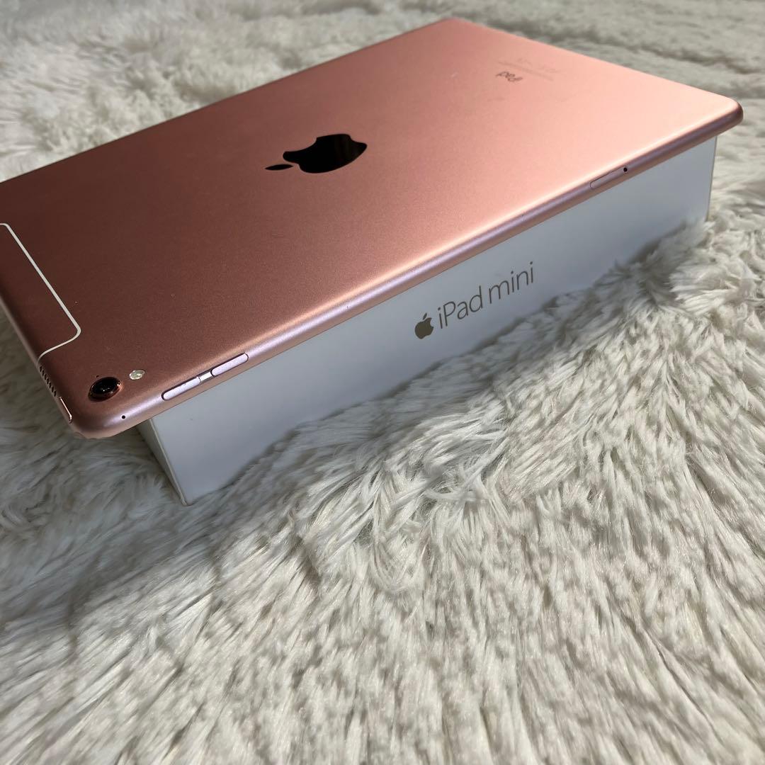 【完動品】iPad Pro 9.7 32GB SIMフリー 【即発送】【付属品】